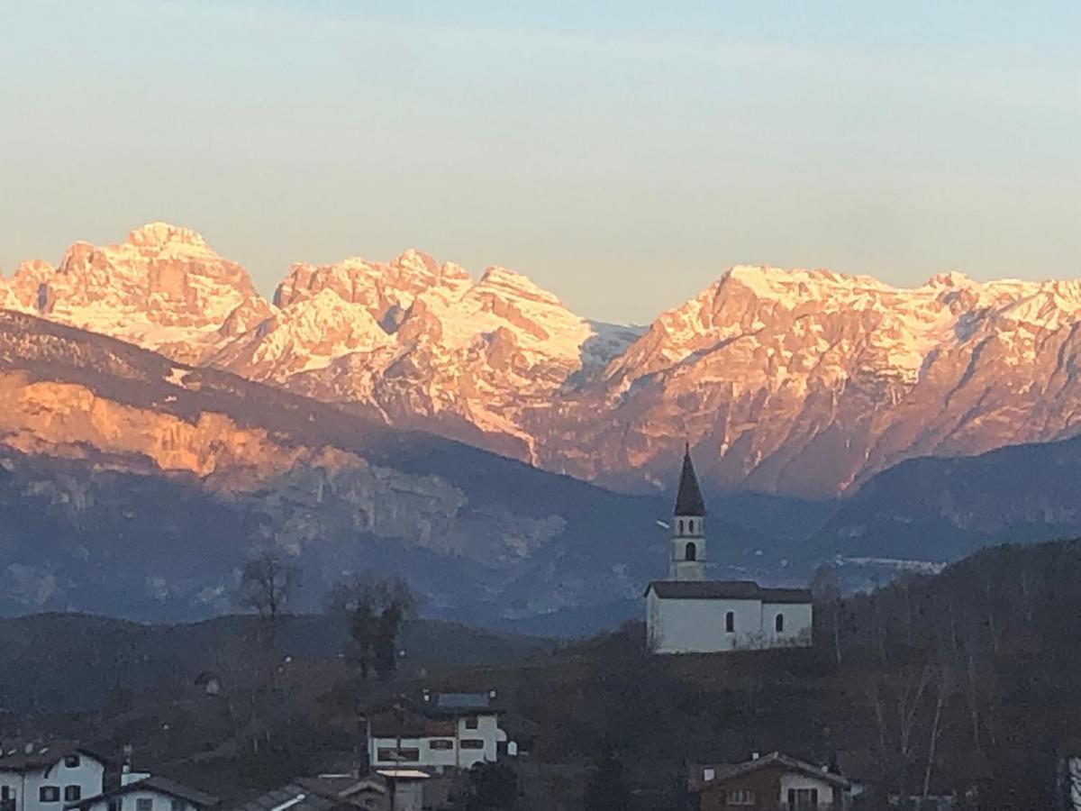 Appartamento Luminoso, Giardino, Vista Dolomiti. Baselga di Pine Luaran gambar